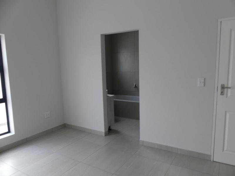 4 Bedroom Property for Sale in Shelley Point Western Cape